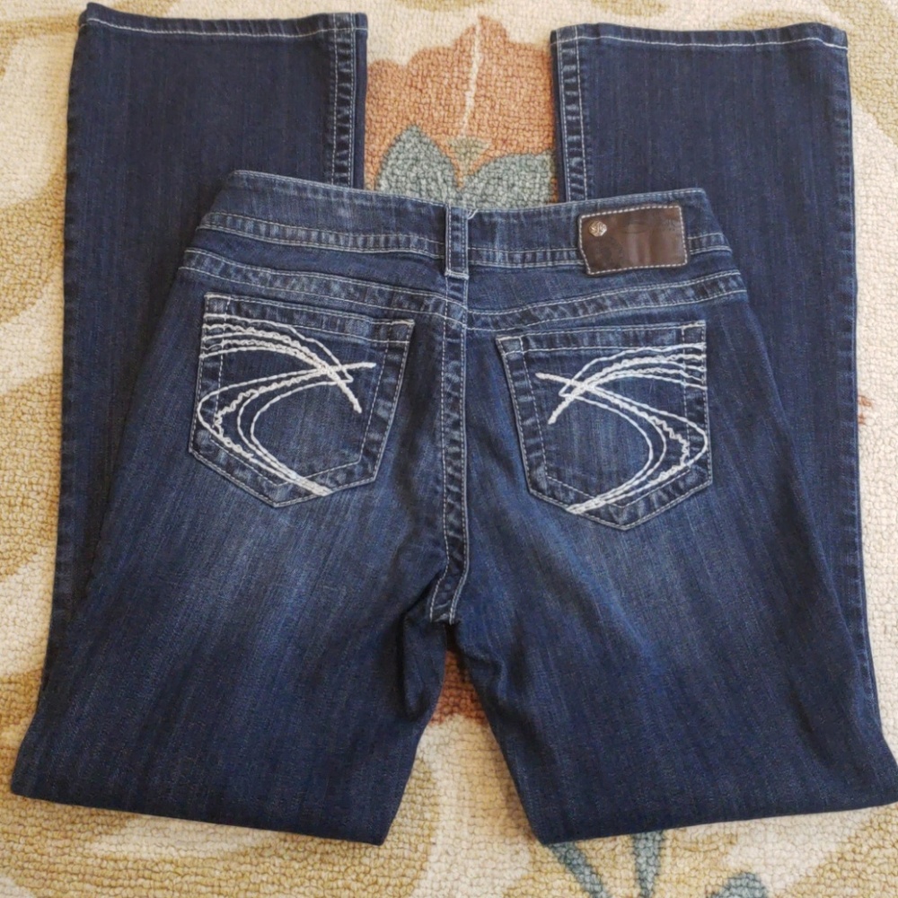 Silver Jeans Suki Boot cut womens size 28